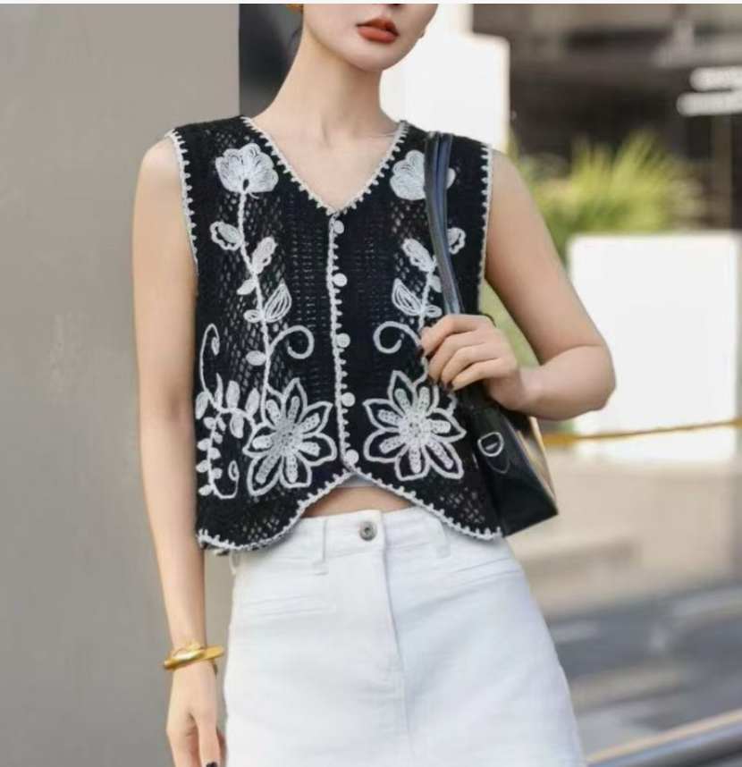 Crochet Waistcoat - Mono