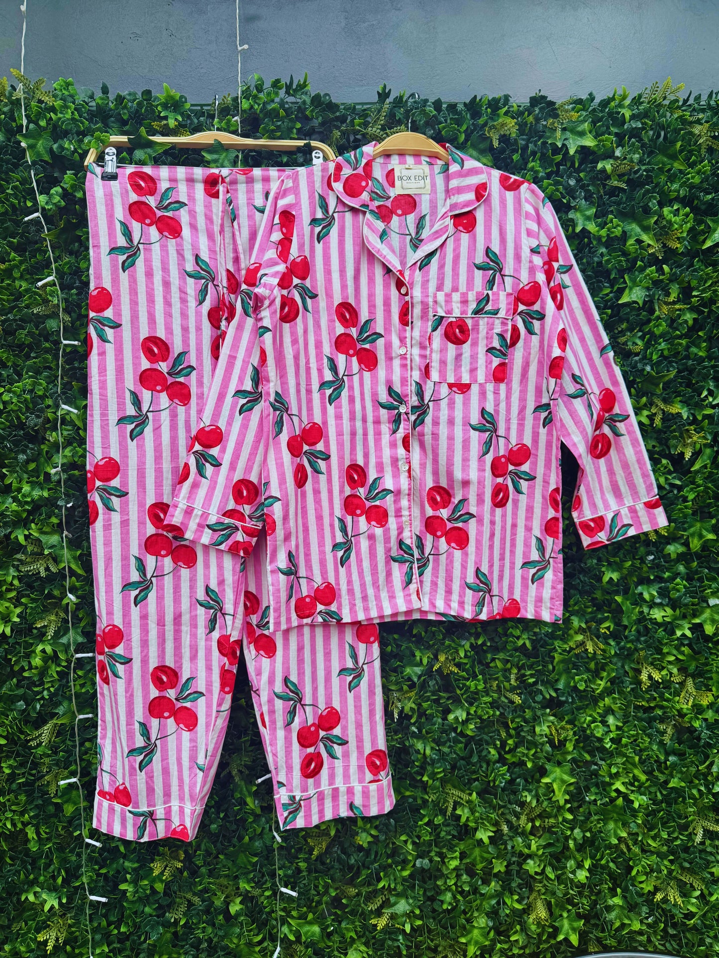 Box Edit Pyjama - Red Cherry