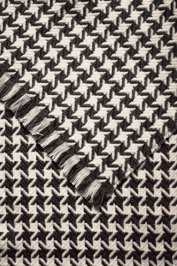Houndstooth Scarf - Mono